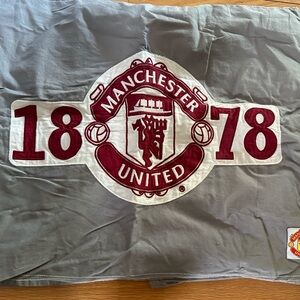 Pottery barn teen Manchester United duvet